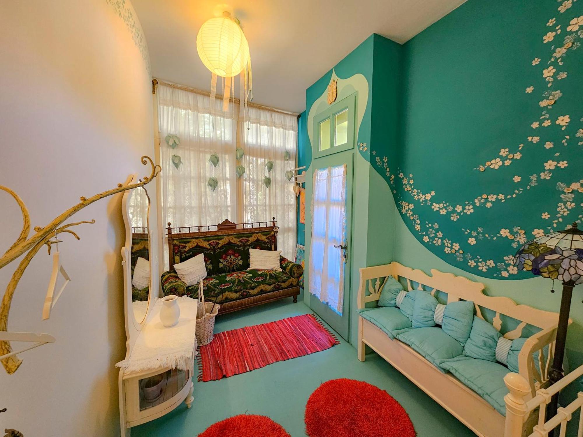 Feher Tulipan Apartman Hotel Debrecen Eksteriør billede
